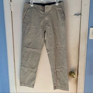 Tommy Hilfiger Tailored Fit Khaki Pants